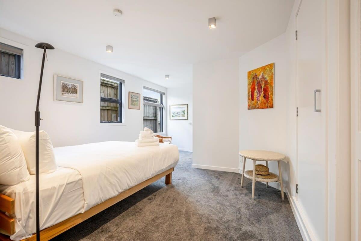 Stylish And Serene Living In Kohimarama オークランド エクステリア 写真